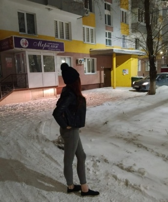 Я идеальное сочетание страсти, умения и чувственности. У меня уникальные услуги, которые превратят нашу встречу в незабываемый опыт. Я готова подарить тебе моменты настоящего блаженства. В моем арсенале массаж, стриптиз, ролевые игры и многое другое. Я горжусь своими отзывами, которые свидетельствуют о моей профессиональности. У меня есть фото, которые позволят тебе увидеть и ощутить всю мою красоту и сексуальность. Не упусти возможность окунуться в океан наслаждения со мной. Жду тебя в Москве! ⭐️💋🔥 Елена
